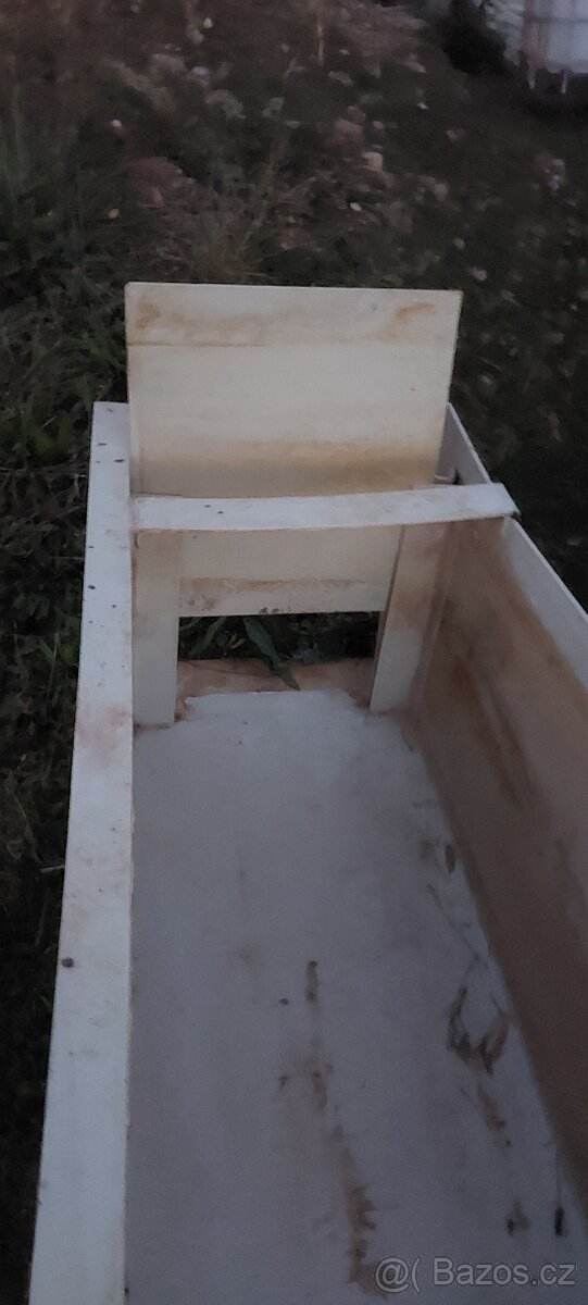 Prodám plastové koryto - 2