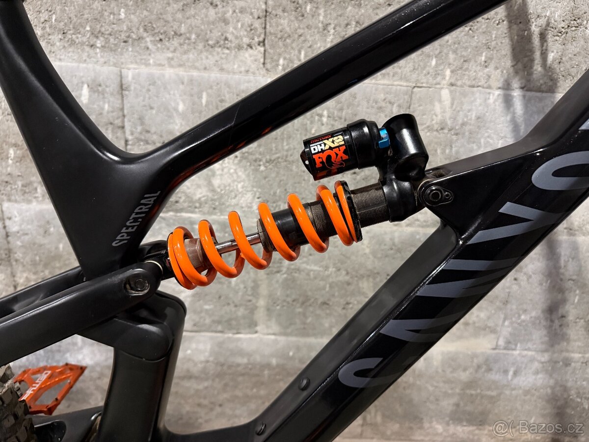 Canyon Spectral CF8, vel. L - 2