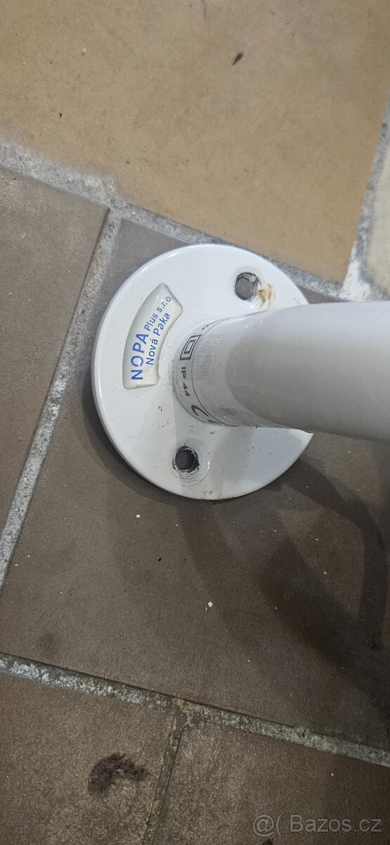 Prodám koupelnový radiátor na elektřinu - 2