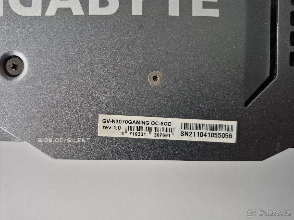 GIGABYTE GeForce RTX 3070 GAMING OC 8G (Rev. 1.0) - 2