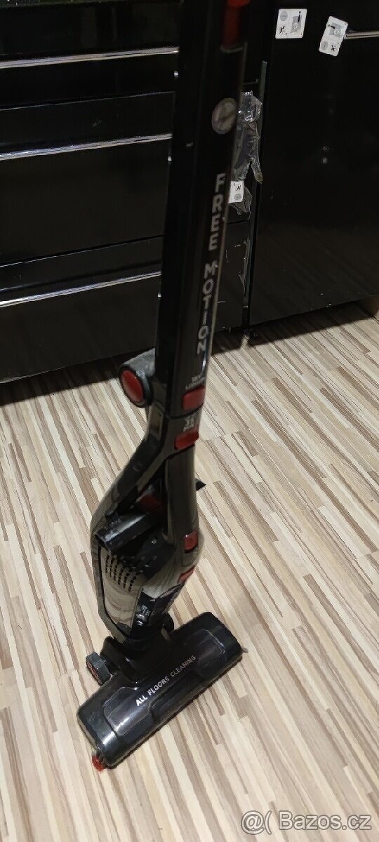 Tyčový vysavač Hoover 2v1 - 2