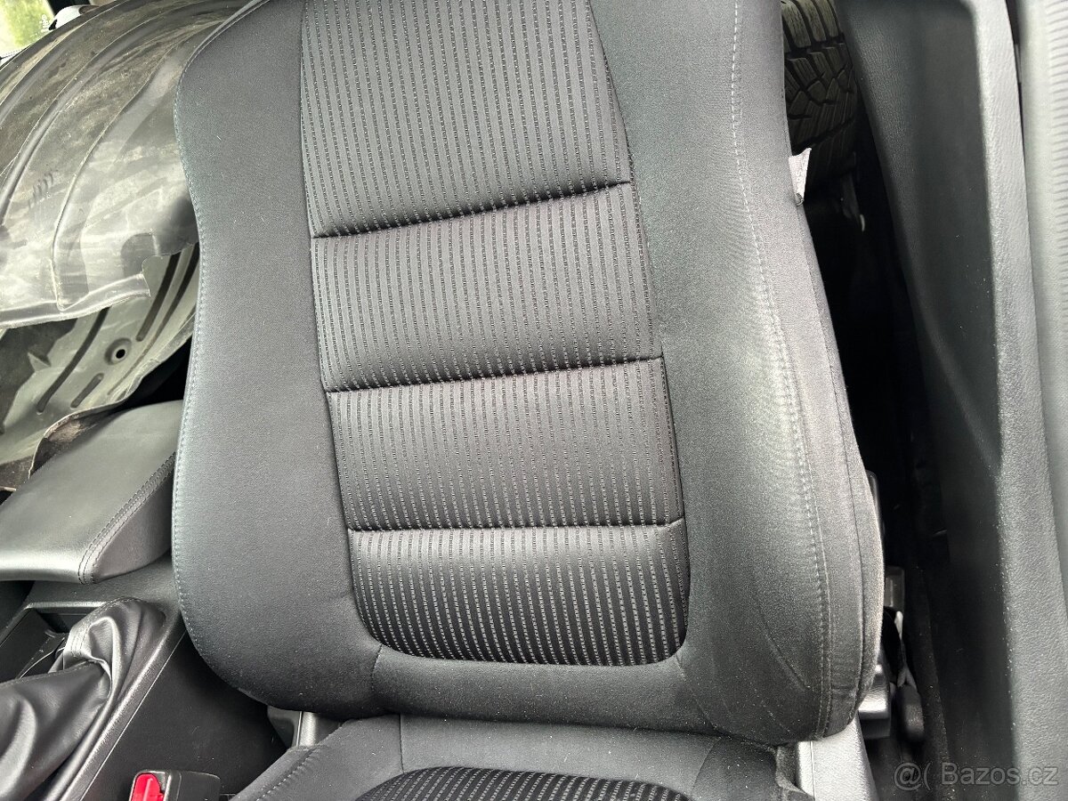 Mazda 6 combi GJ sedačky Sport - 2