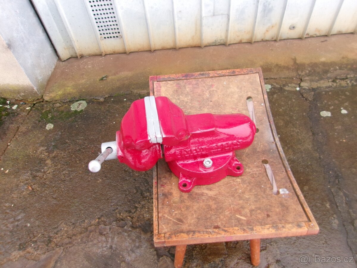 svěrák york 100 - 2