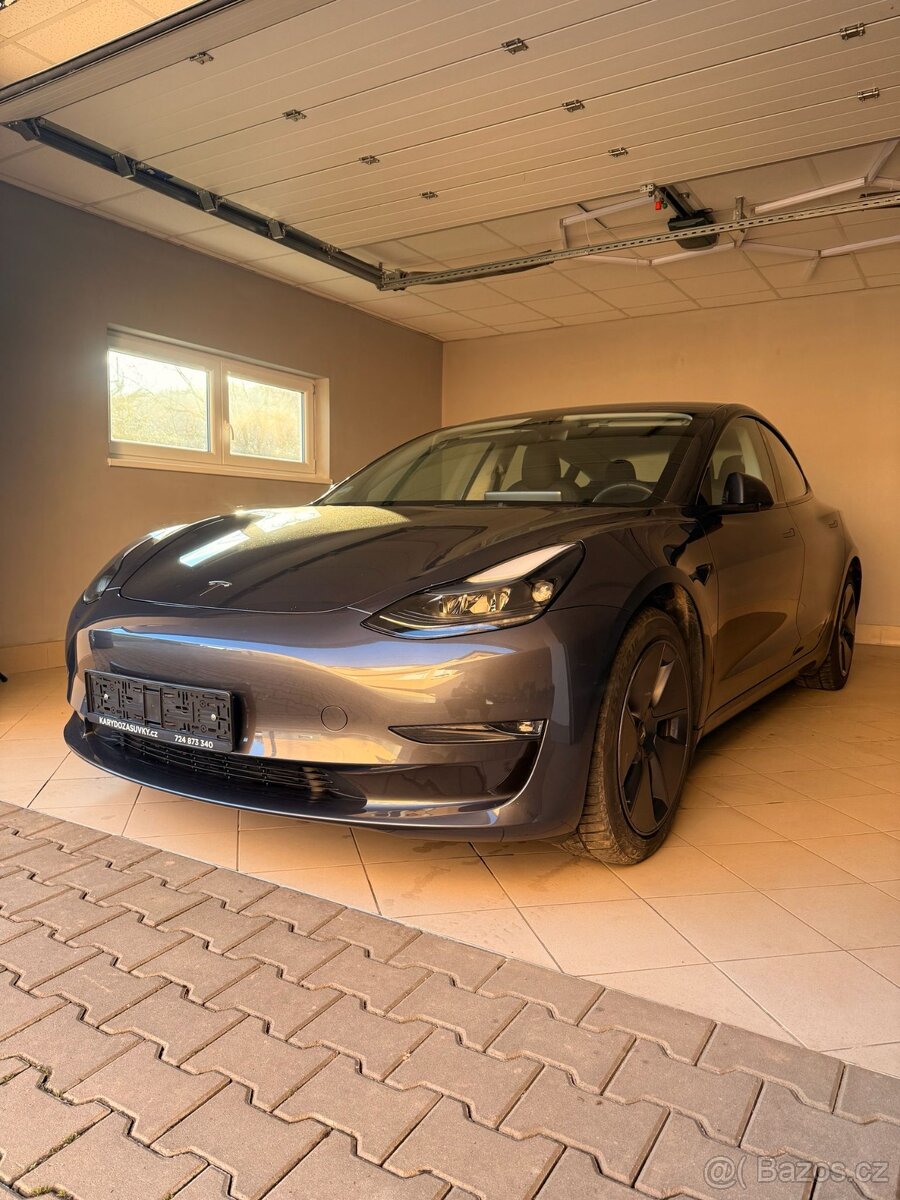 Tesla model 3 Long Range SOH 92%+tažné - 2