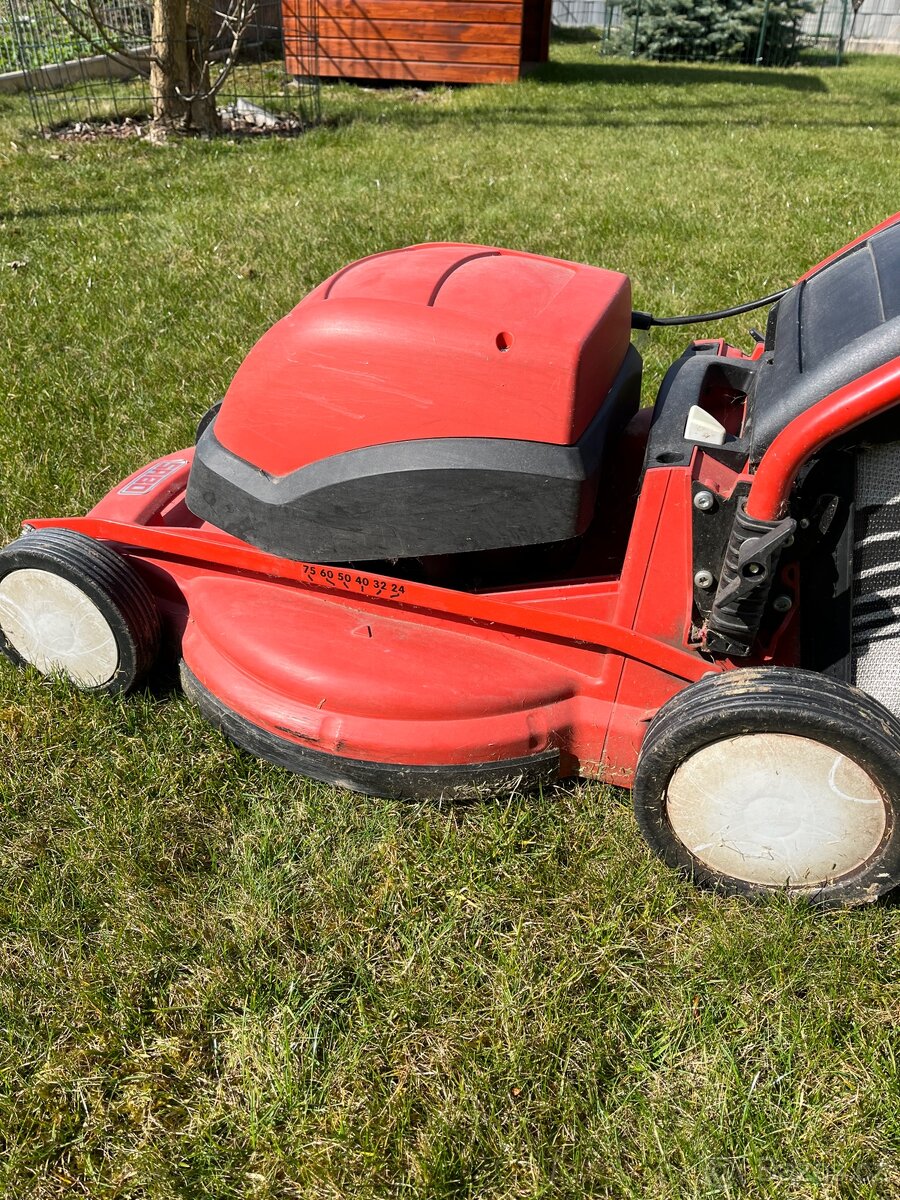 Prodám sekačku na trávu - značka SABO - 2