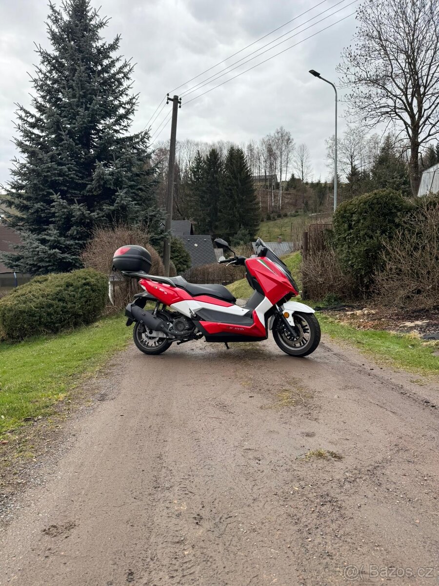 Prodám skůtr Capirelli - 2