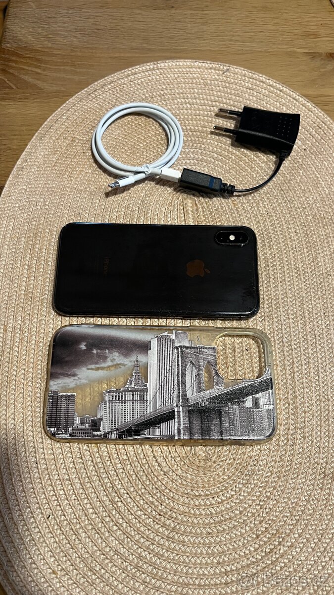 Prodám černý iPhoneXS 64GB - 2