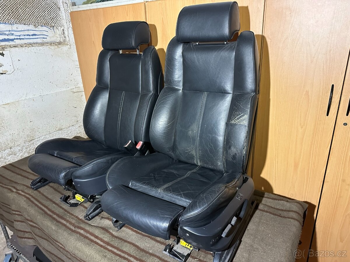 BMW E38 contoury černé facelift - 2