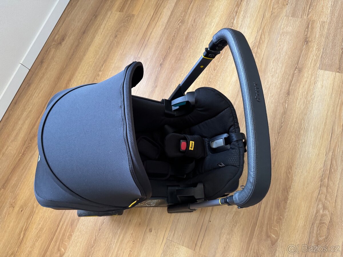 Autosedačka s kolečky - Doona i - 2