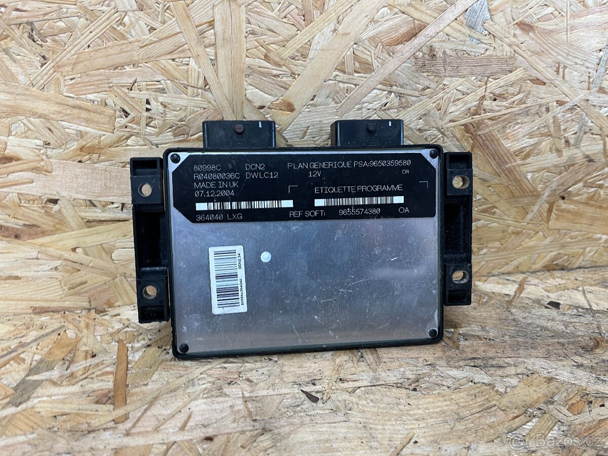 ŘÍDICÍ JEDNOTKA MOTORU R04080036C - 2