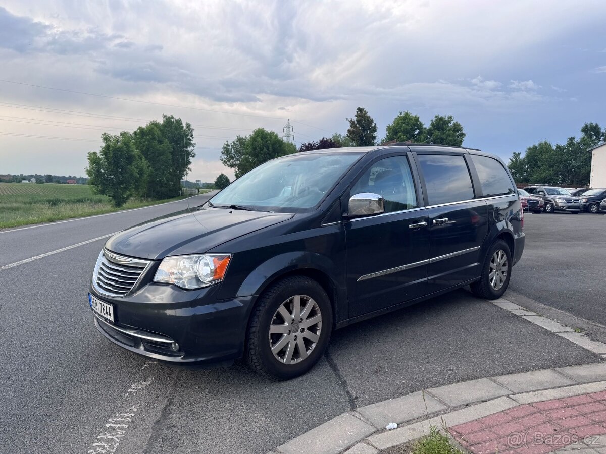 Chrysler Town Country 3,6 LPG Limited DVD 2012 - 2