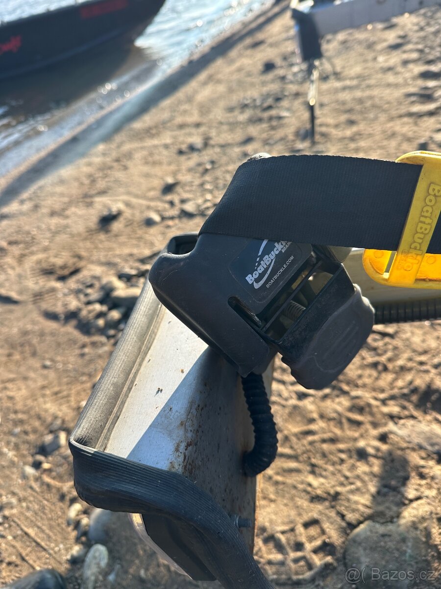 Lodní přívěs na loď značky Brenderup 16750 do 750KG - 2