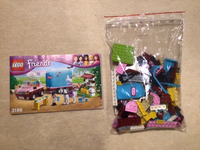 LEGO FRIENDS - Emmin přívěs pro koně 3186 - 2