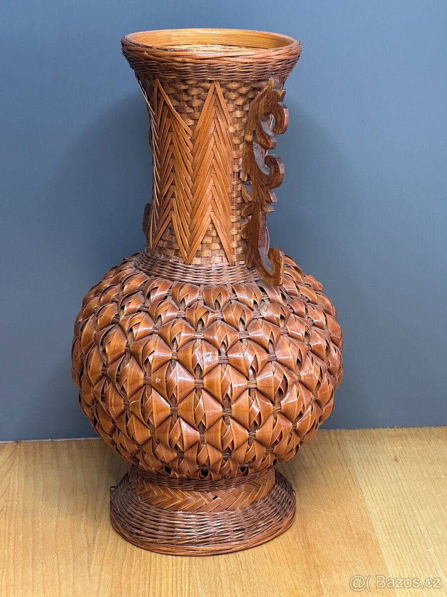 Proutěná váza na ikebanu, ručně vyr. 2010, dovoz Japonsko - 2