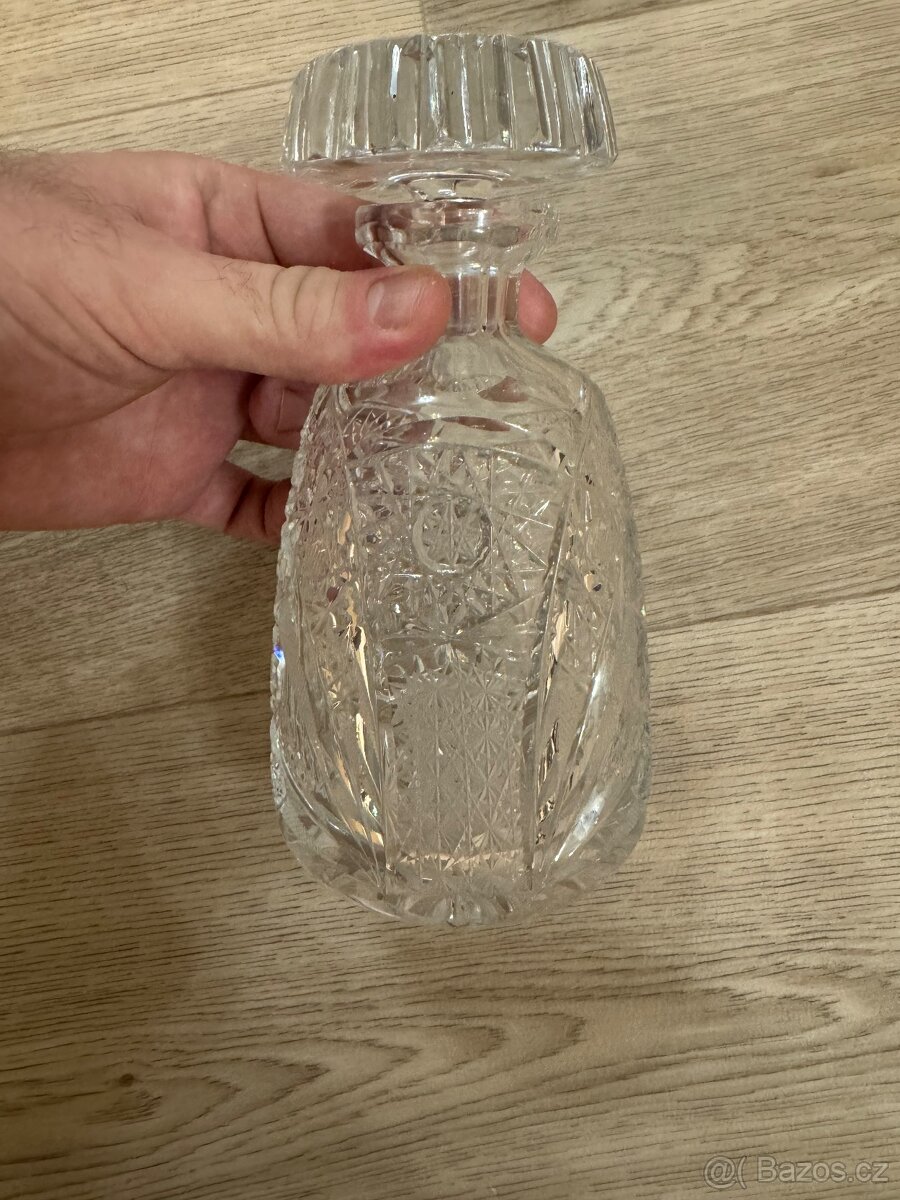 Křišťálová karafa - 2