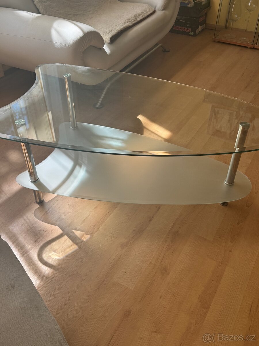 Skleněný stolek - 2