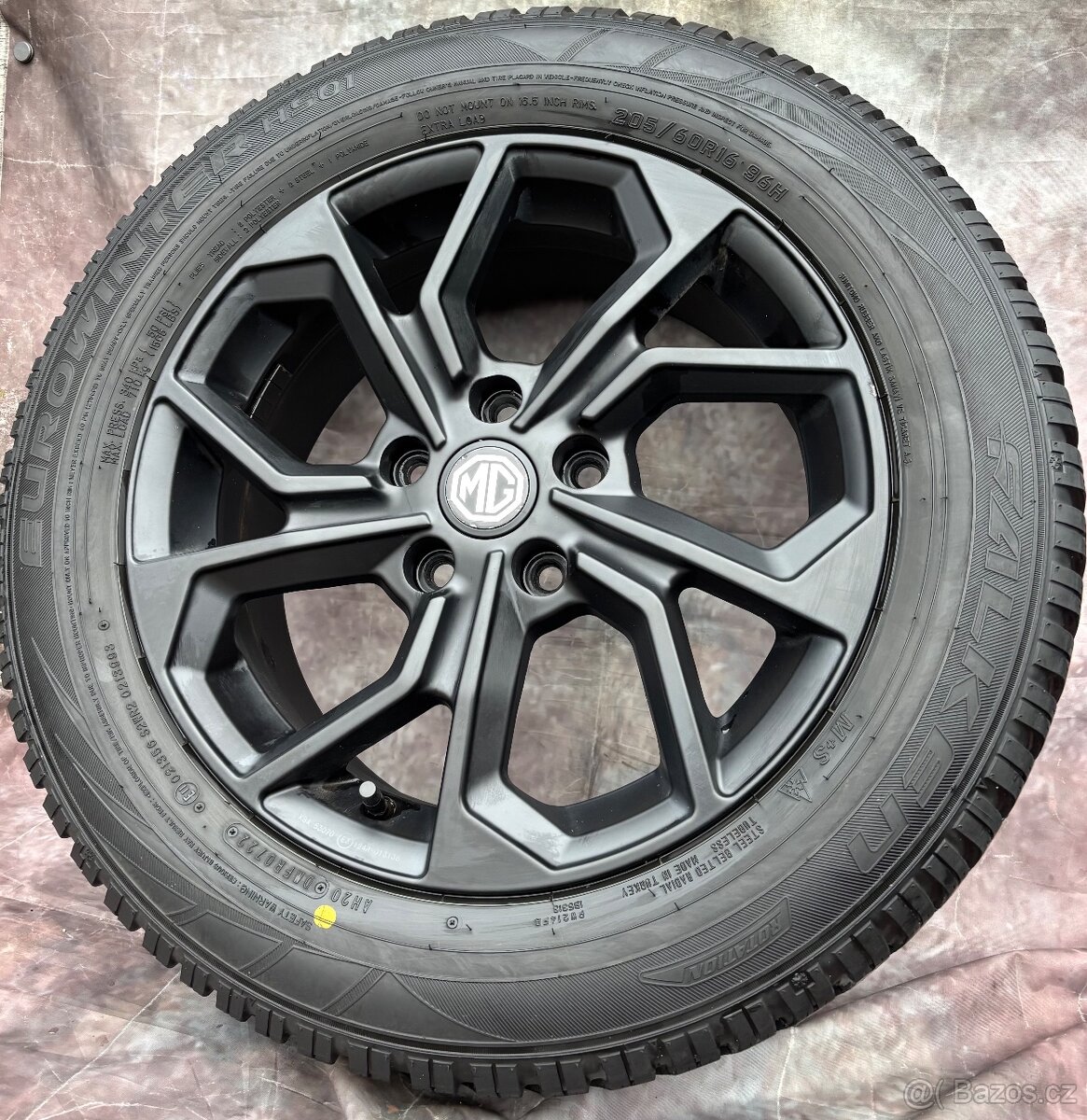 Originální zimní sada alu kol MG 205/60R16 96H - 2