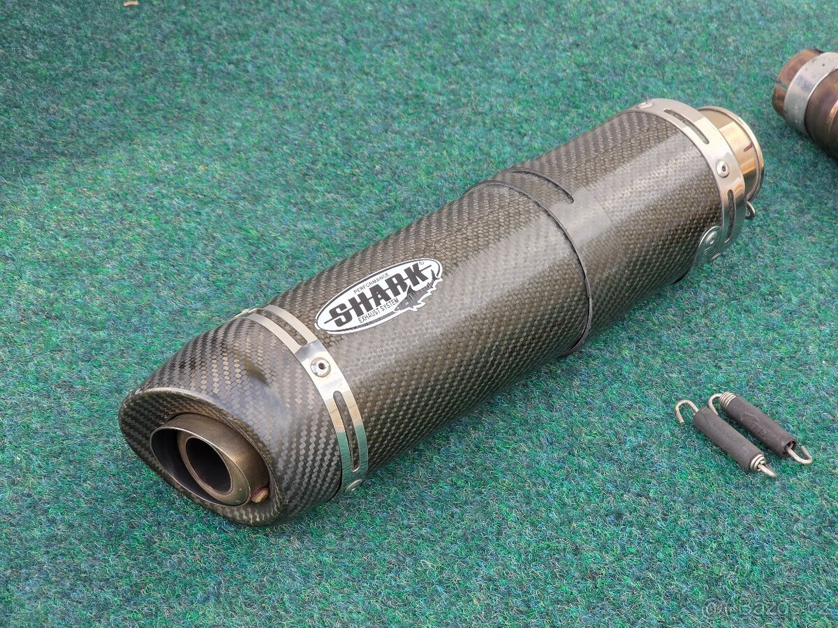 Laděný výfuk Shark Honda VFR 800 Crossrunner 2015 - 2