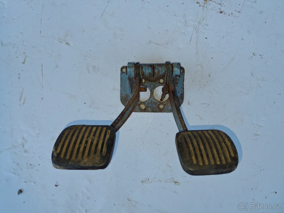 Pedálovka - Škoda 100 - 2