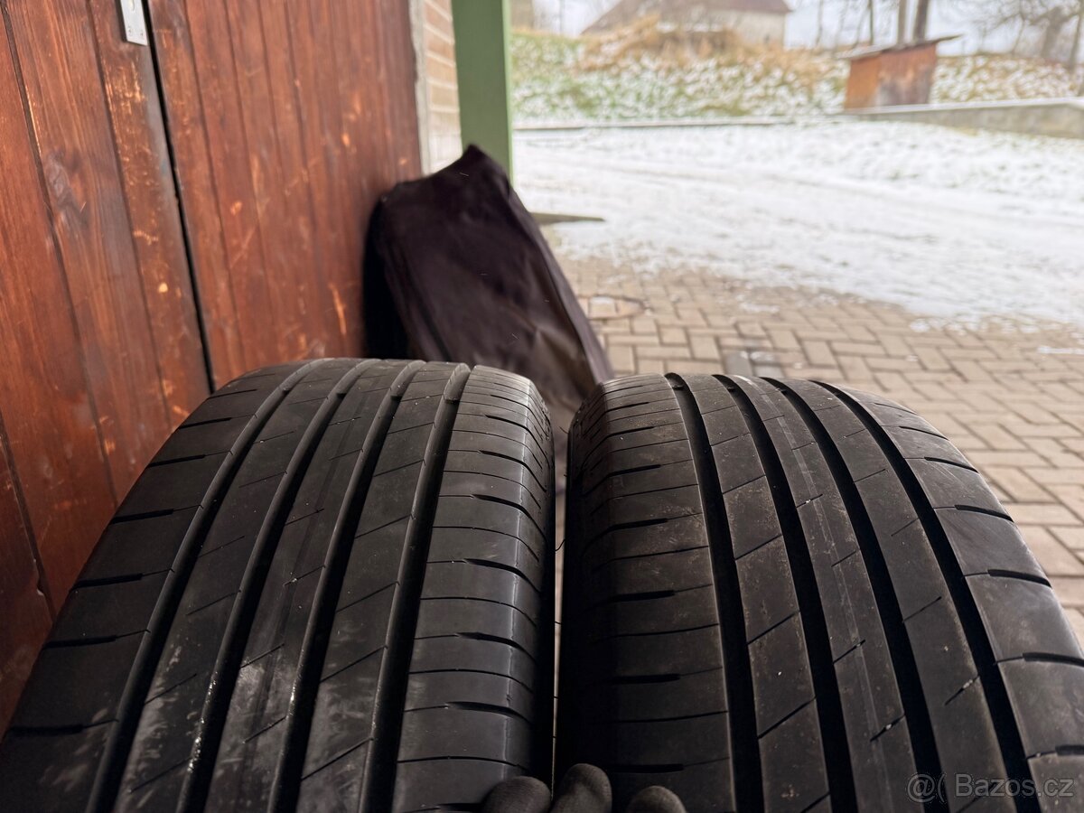 Letní pneumatiky Goodyear 215/60R17 - 2