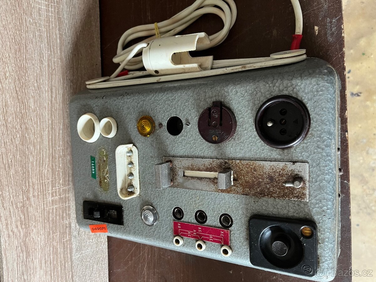 Retro zkoušečka žárovek - 2