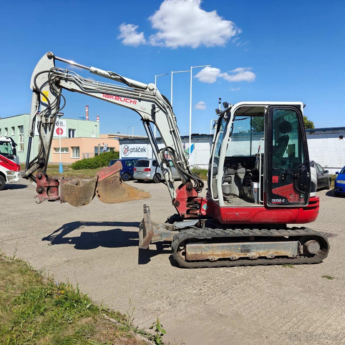TAKEUCHI TB 250-2, SLEVA + kladivo v ceně - 2