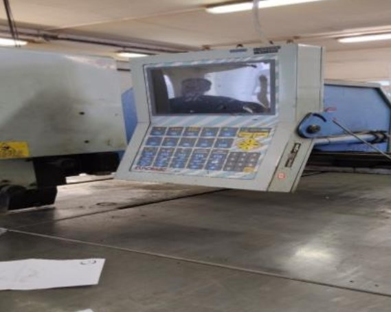 Vysekávací stroje CX 1000/30 CNC - 2