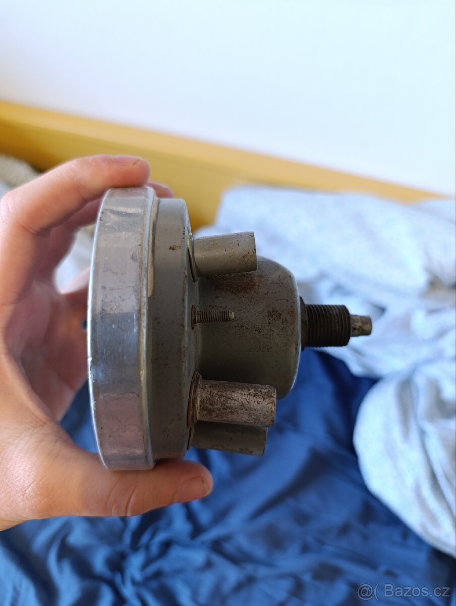 Škoda Octavia tachometr - 2