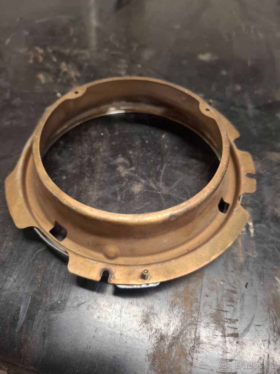 Novy rámeček svetla Škoda - 2