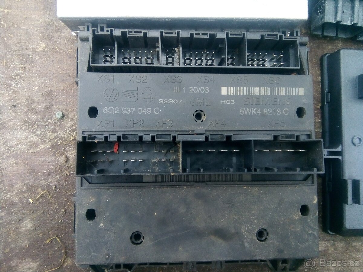 Jednotka motoru, dveří, komfortu - 2