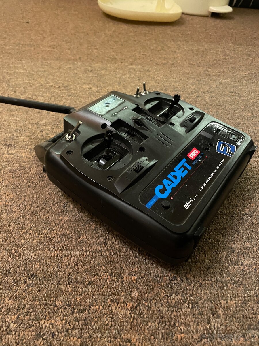 Vysílačka Cadet pro V4 - 2