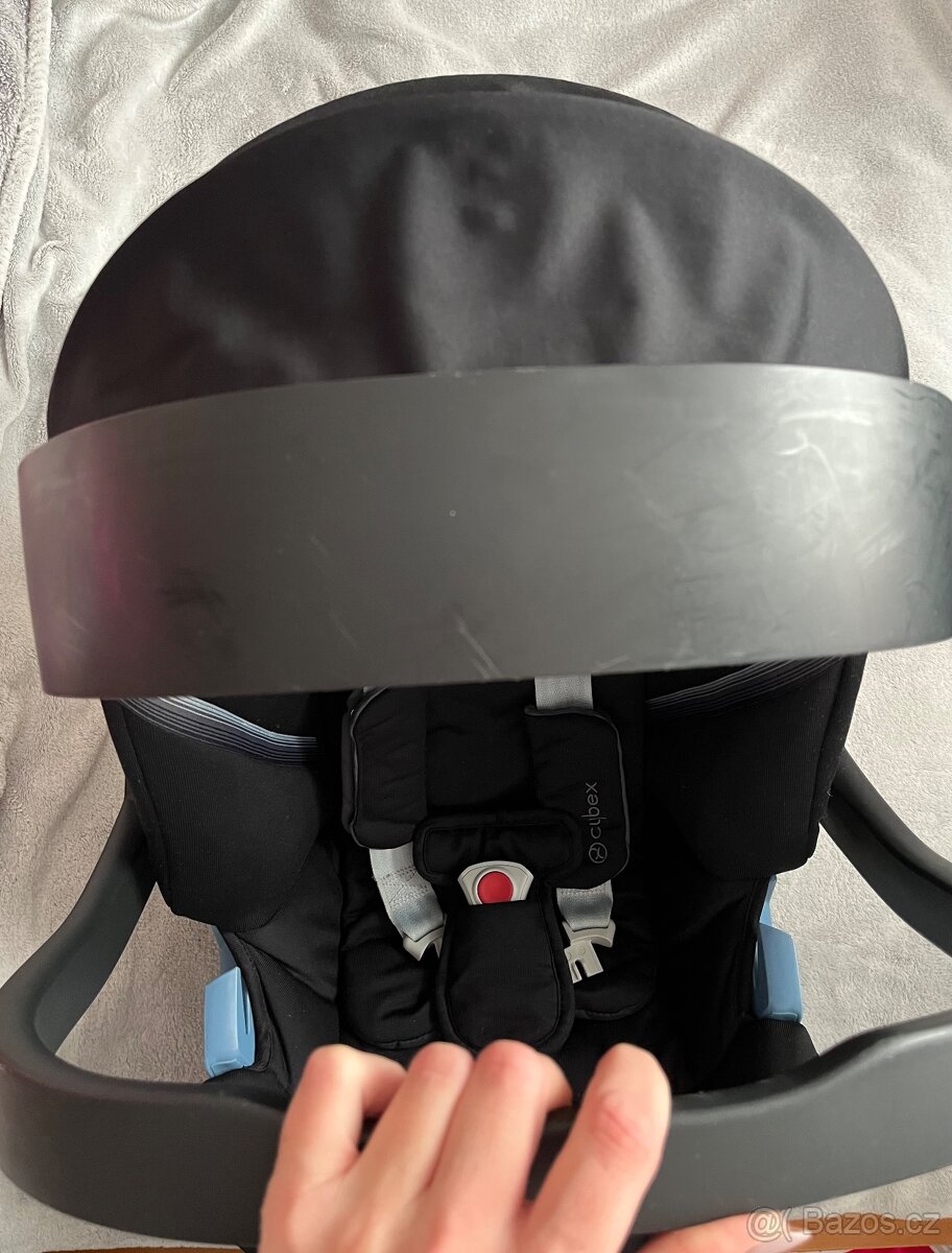 Autosedačka Cybex Aton 5 + základna - 2