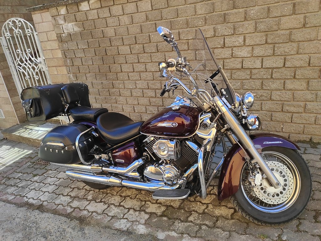 Yamaha Dragstar 1100 Classic - 2