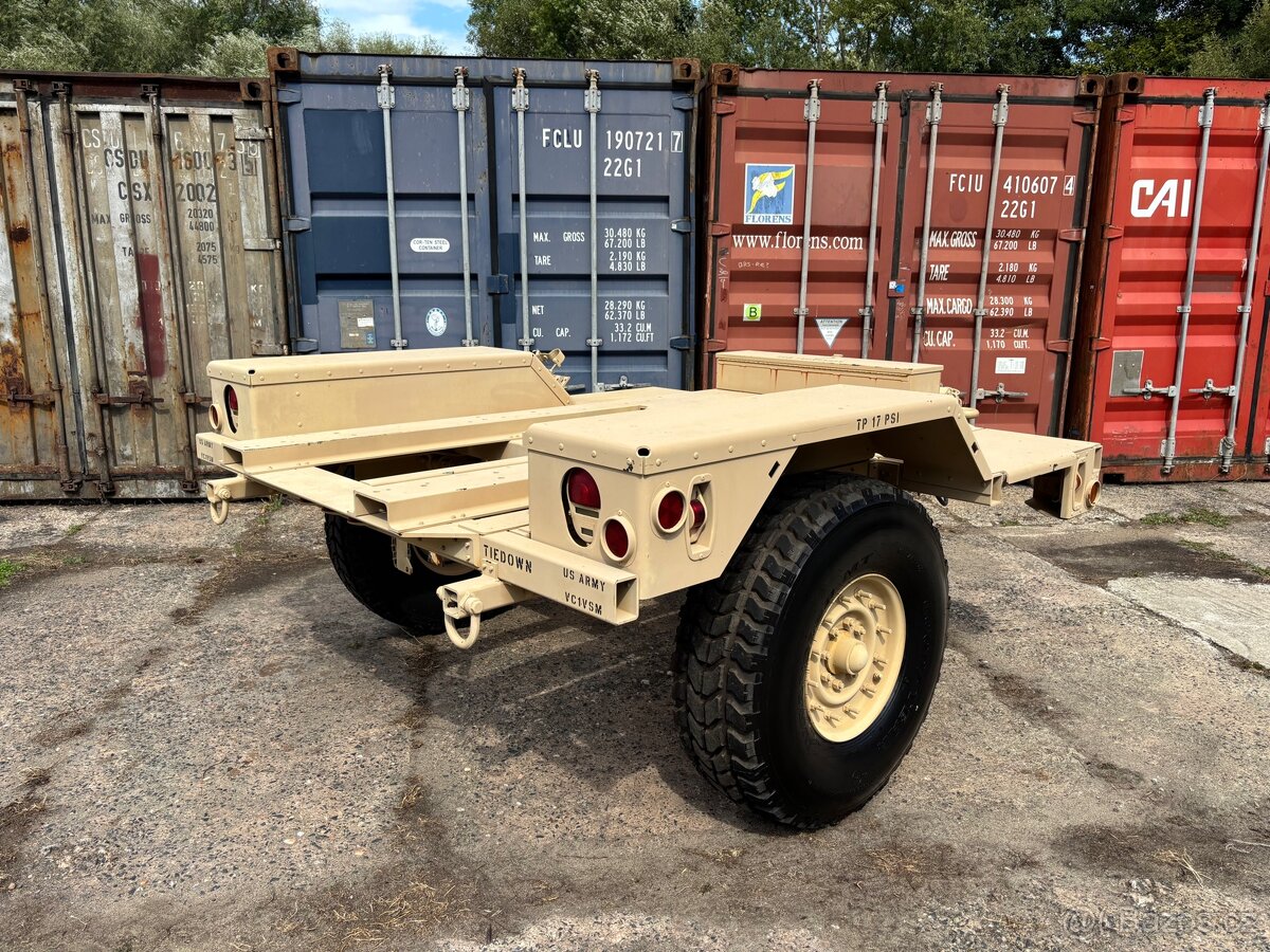 HUMVEE vlek - 2