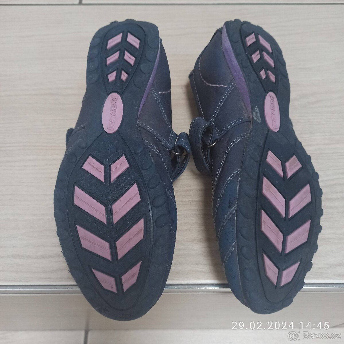 Obuv pro slečnu, vel. 32 - 2