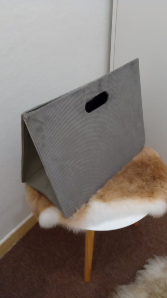 Stojan boxík na noviny - 2