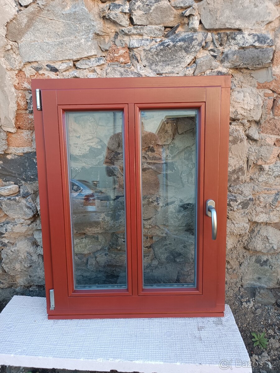 Okno 940x740 - 2