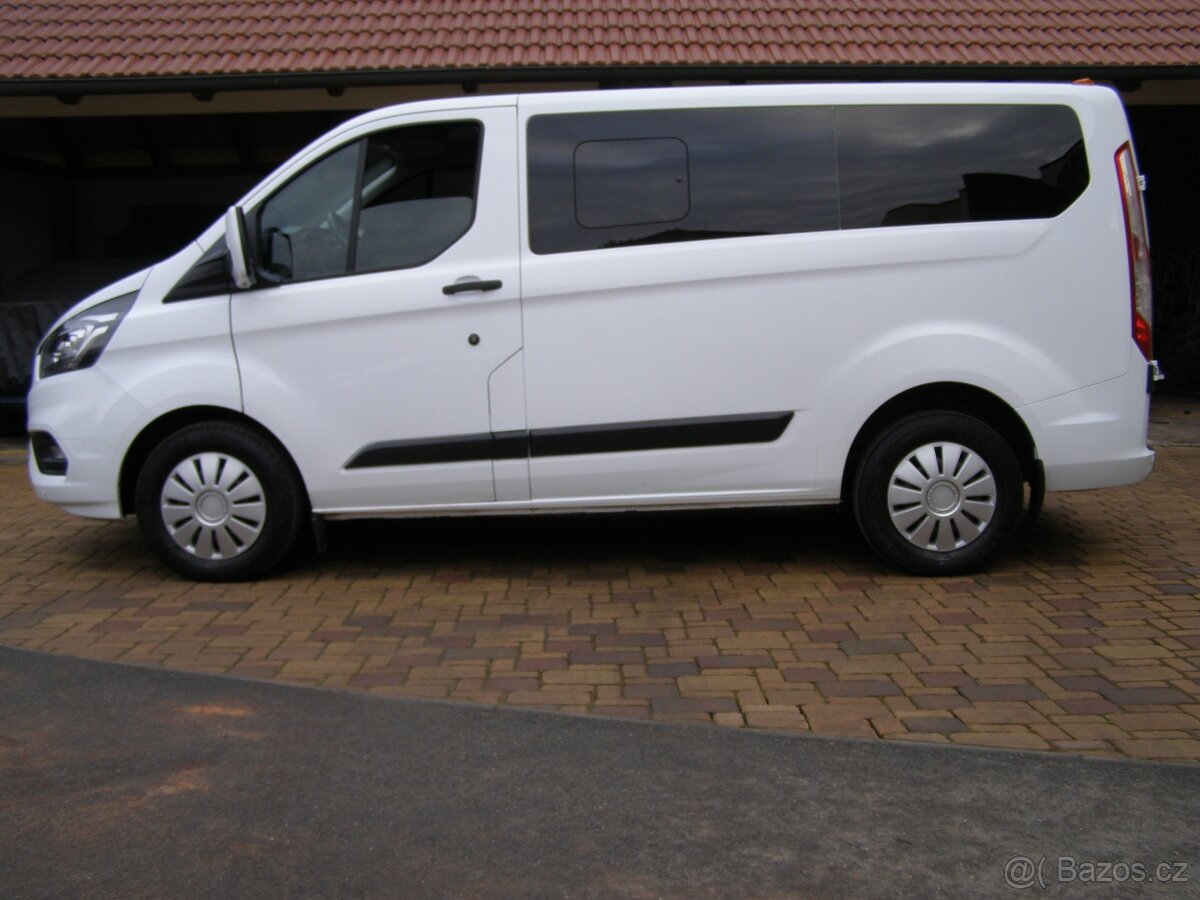 Transit Custom 2.0TDCI MINIBUS 2018 1 majitel - 2