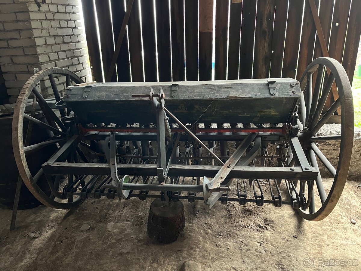 Secí stroj - 2