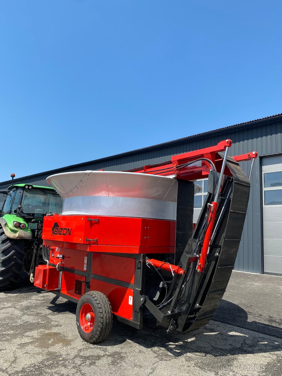 BIZON B-1030 - drtic slamy, sena, zrna a biomasy - 2