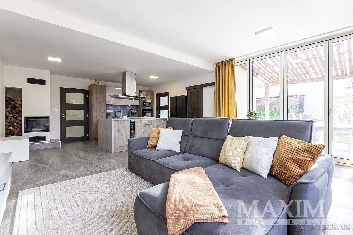 Byt 4+kk o ploše 188 m2 - Praha, Zbraslav - 2