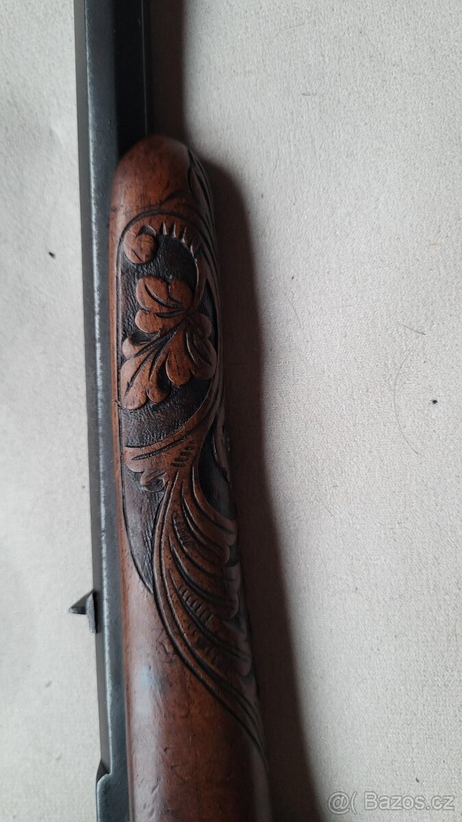 Flobert puška ráže 22 -velmi pěkně zdobená-volně bez ZP - 2