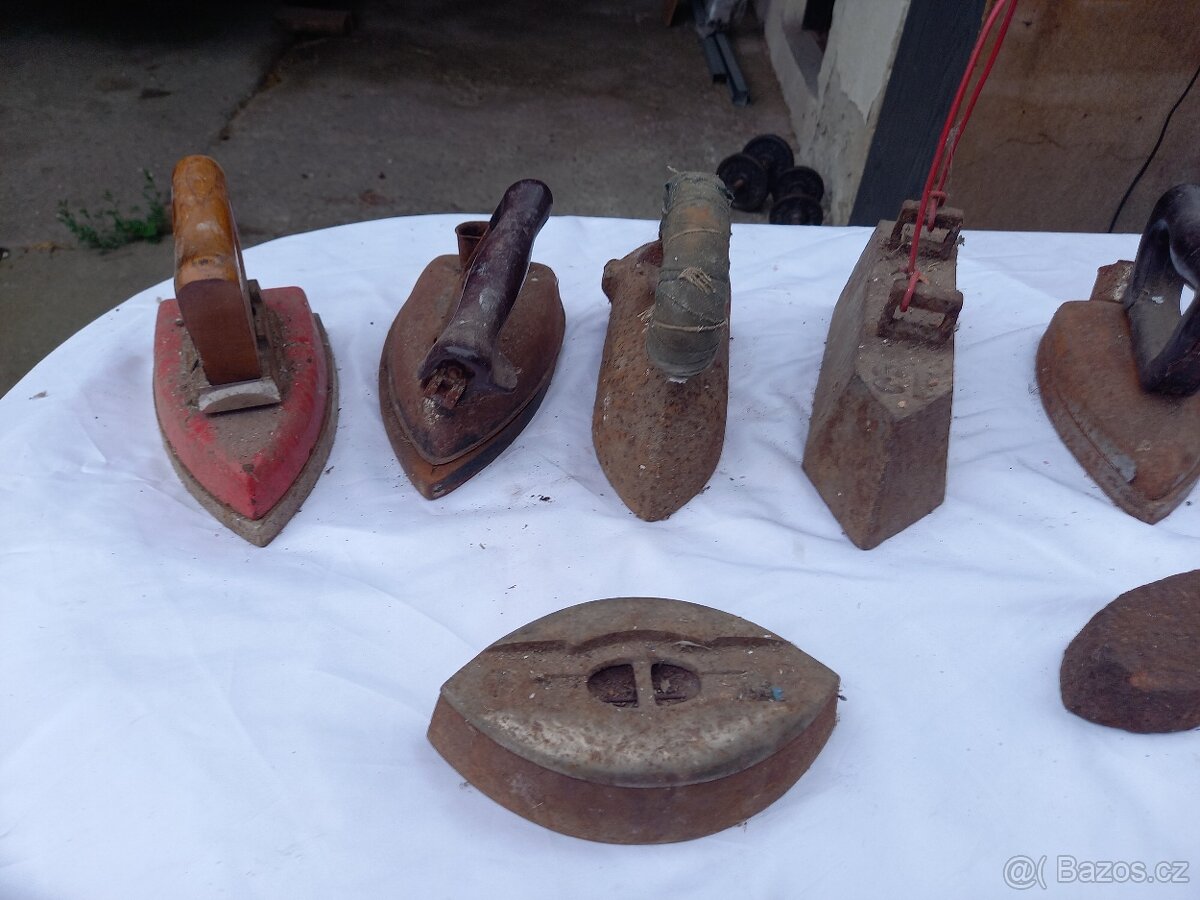 Starodávné žehličky - 2