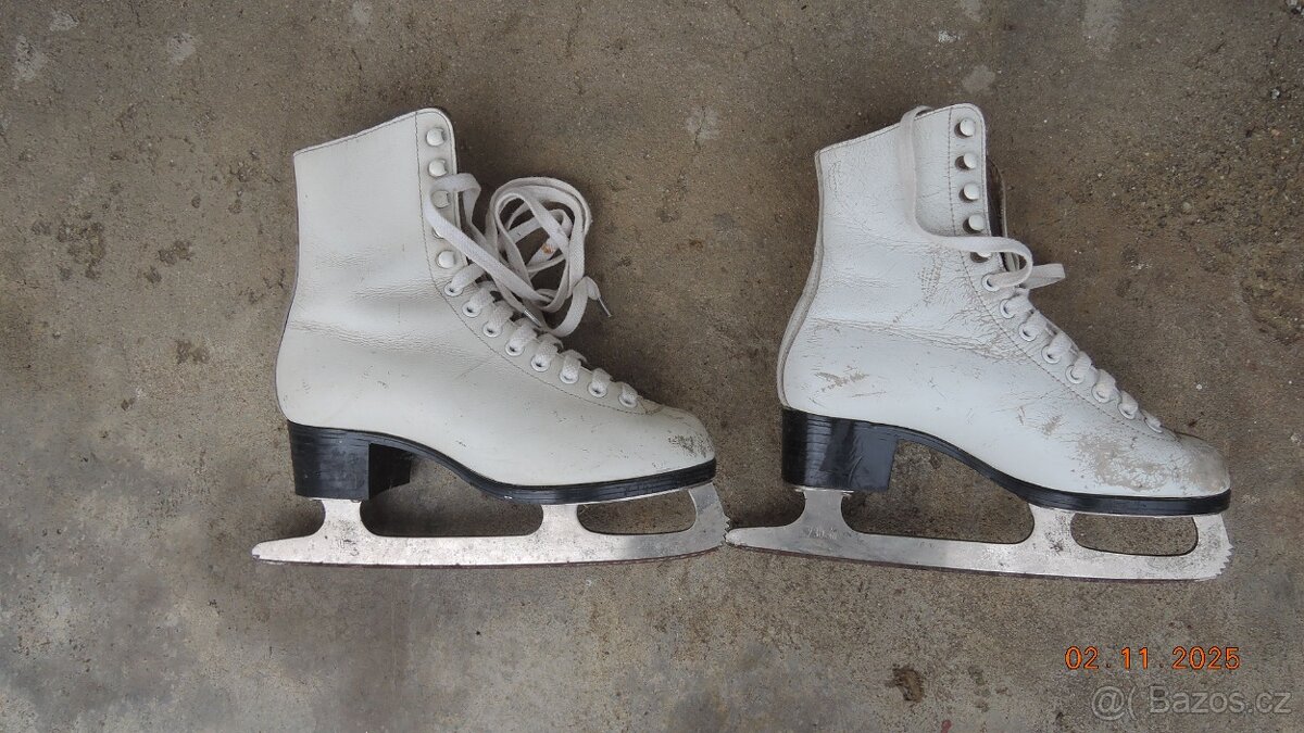 Dívčí brusle - 2