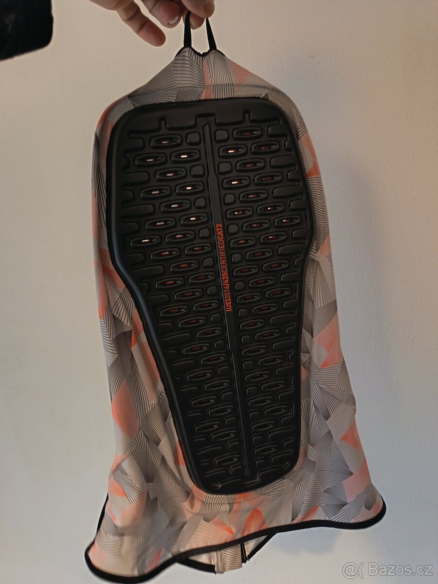 Chránič páteře - 2