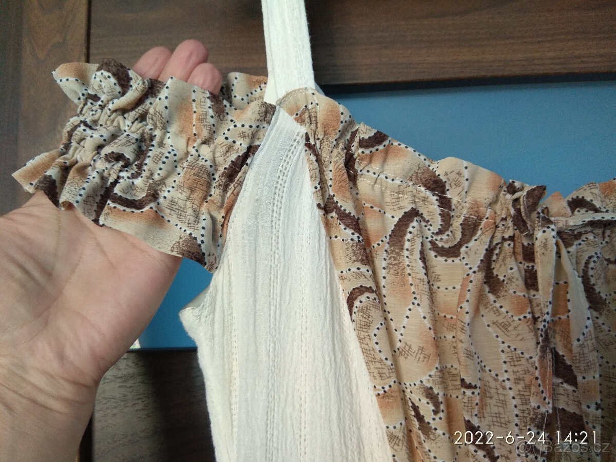 Dlouhé šaty s volánem, vel. 40 - 2