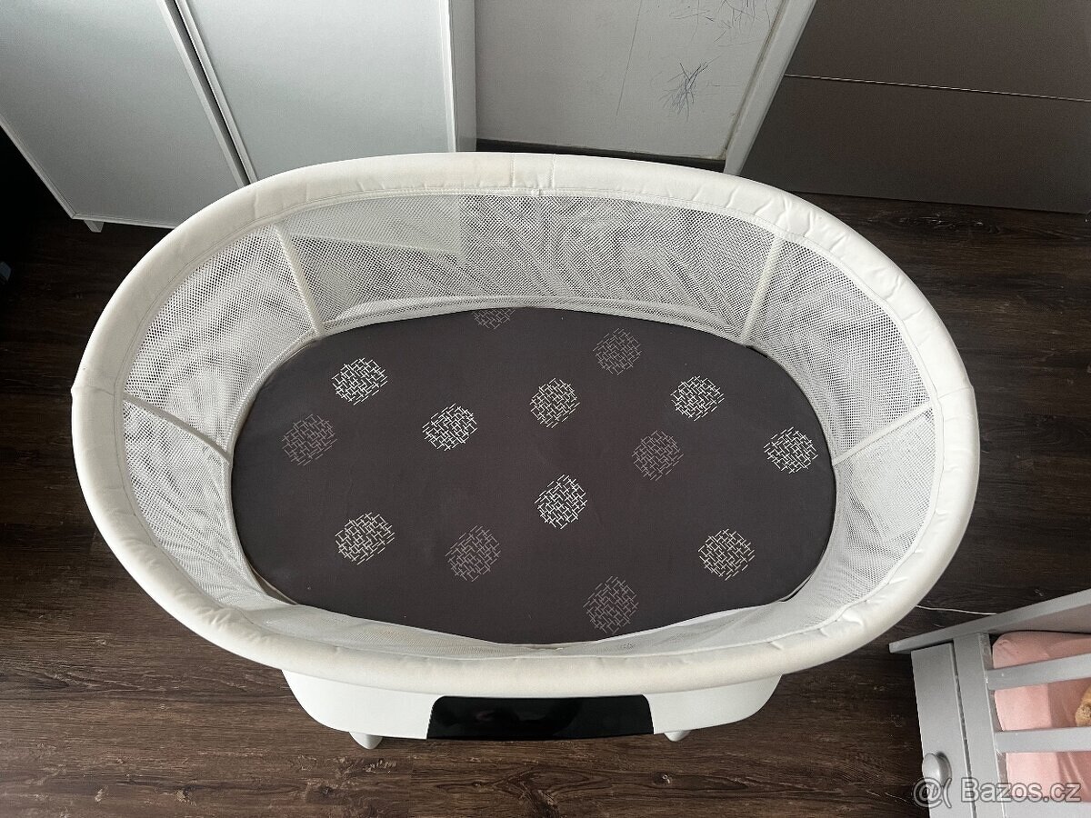 Houpací postýlka - 2