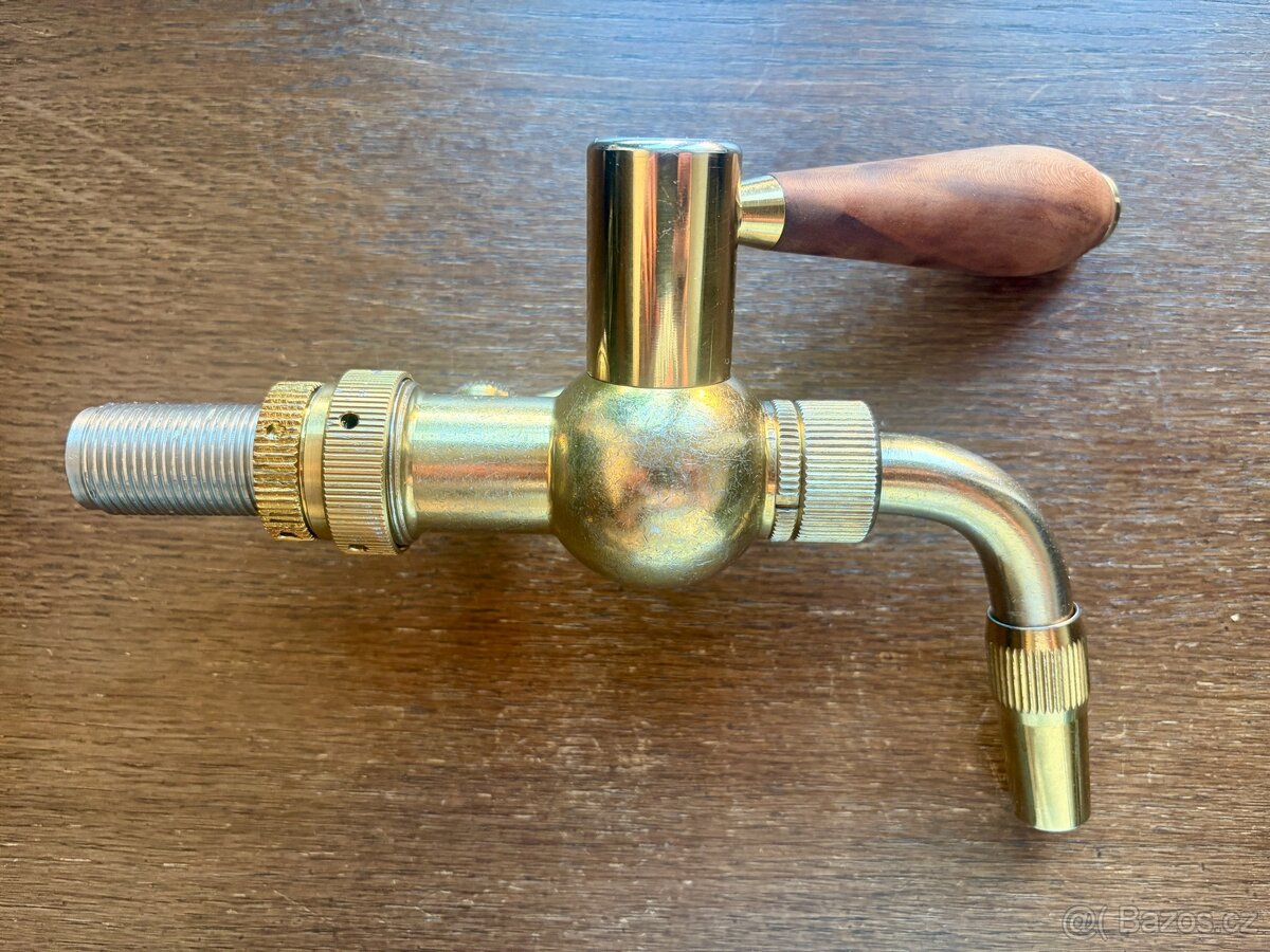 Lukr baroko vycepni kohout - 2