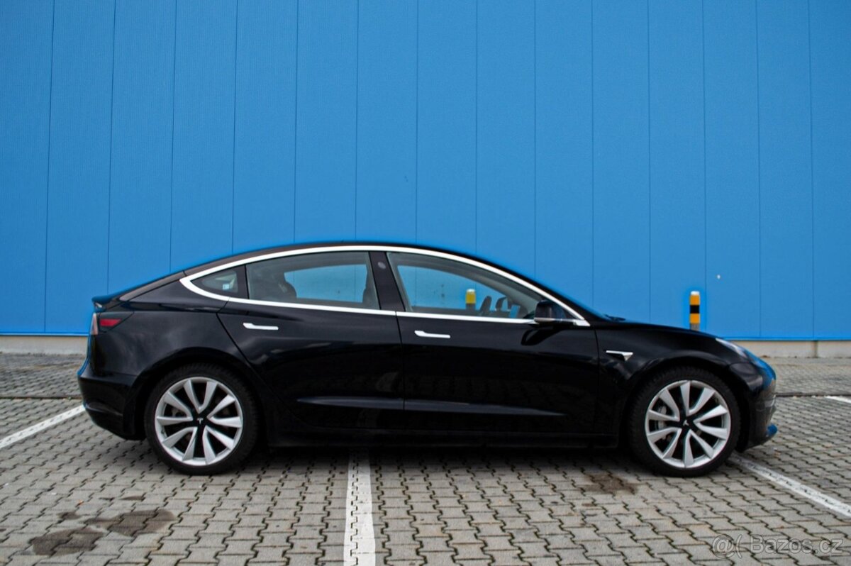 Tesla Model 3 Long-Range Dual Motor AWD - 2