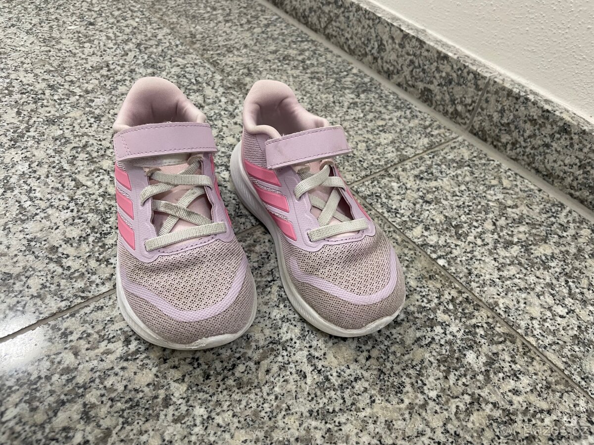 dětské boty Adidas vel.26 - 2